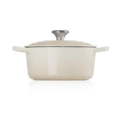 Le Creuset Signature Meringue Cast Iron 24cm Round Casserole