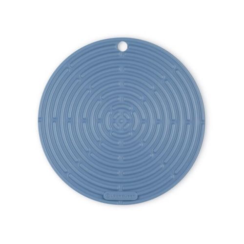 Le Creuset Round Cool Tool Chambray - KeansClaremorris