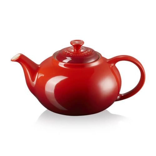 Le Creuset 1.3L Classic Teapot Cerise