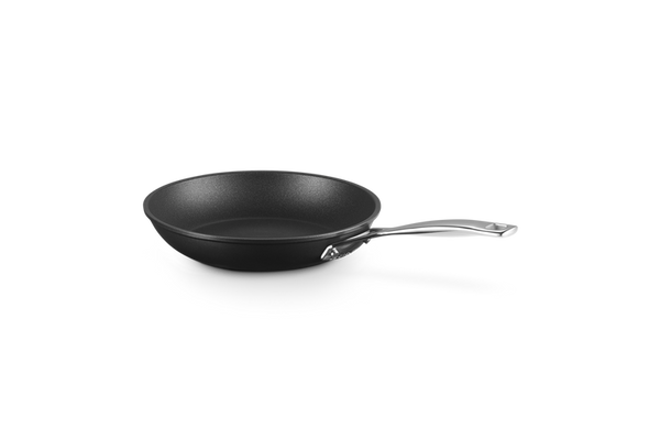 Le Creuset TNS 22cm Frying Pan - KeansClaremorris