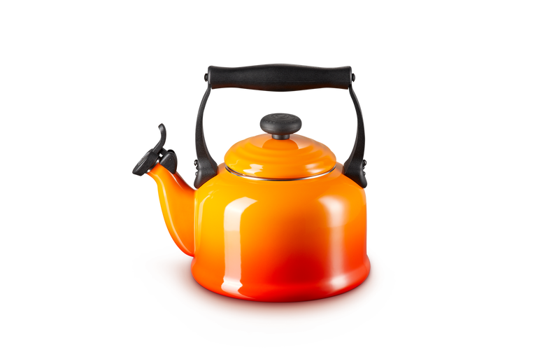 Le Creuset Traditional Kettle Volcanic