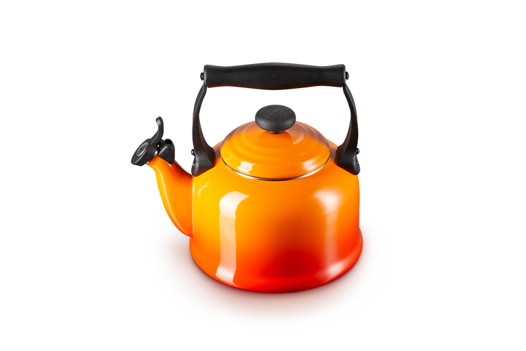 Le Creuset Traditional Kettle Volcanic