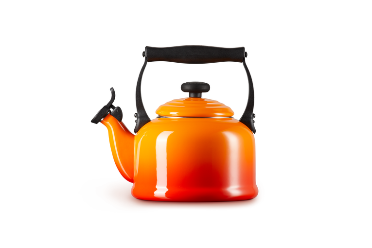 Le Creuset Traditional Kettle Volcanic