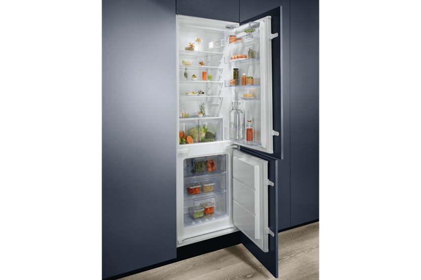 Electrolux 70/30 Built in Fridge Freezer Frost Free