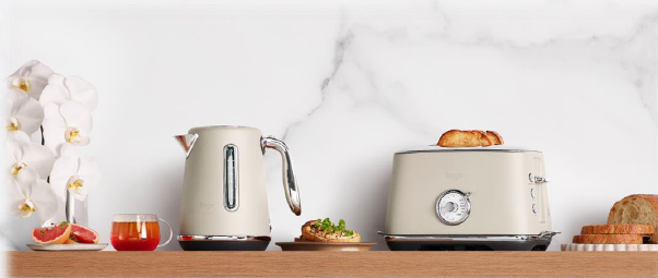 Sage The Toast Toaster Select Luxe Almond